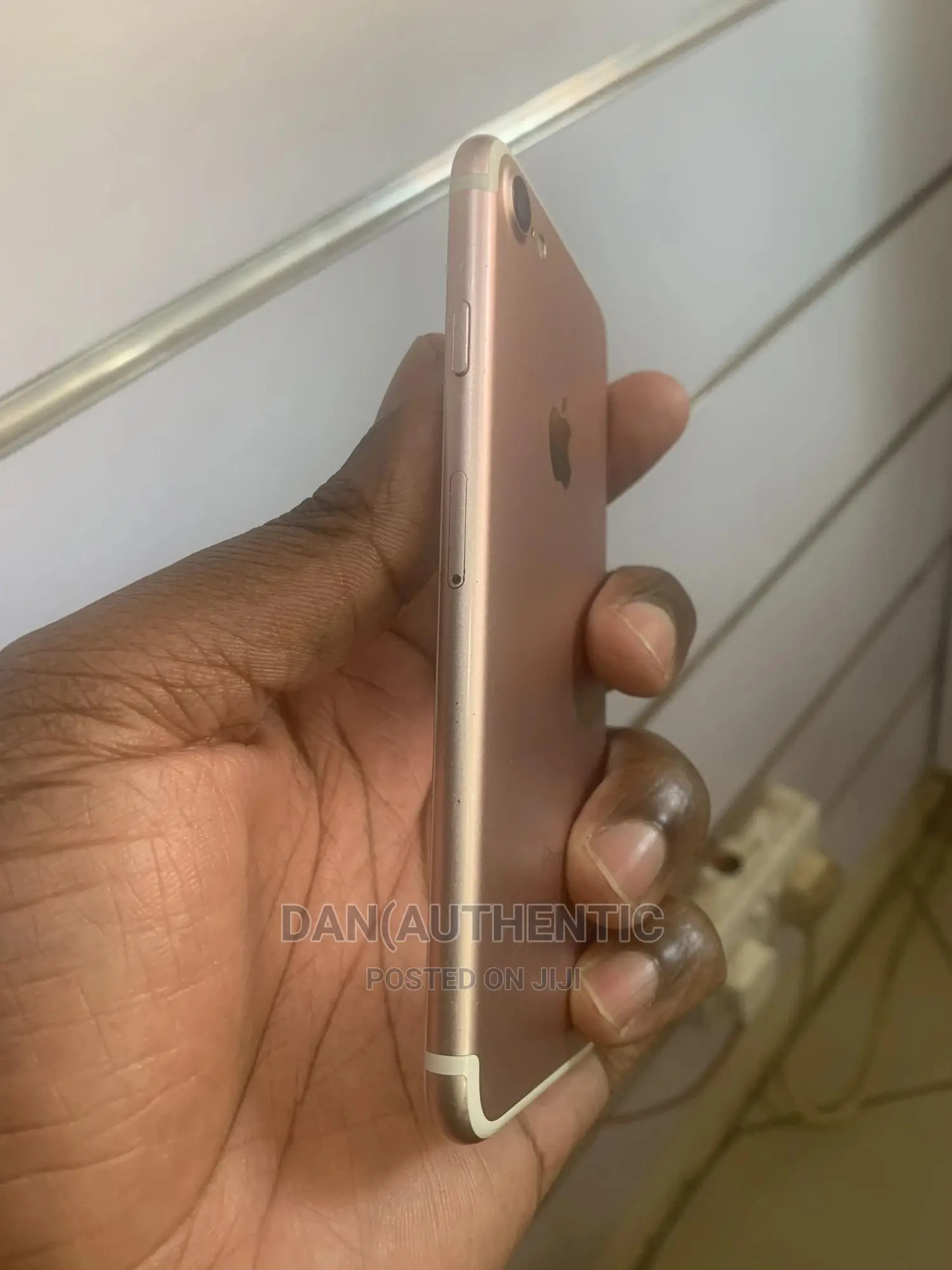 Apple iPhone 7 32 GB Rose Gold