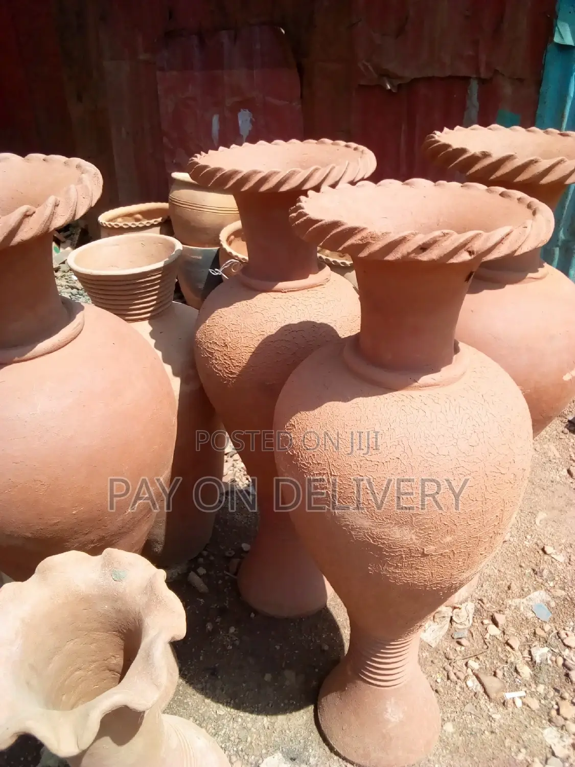 Make It Natural (Clay Flower Pots)