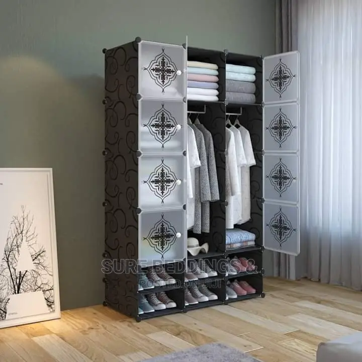 3 Columns Plastic Wardrobe
