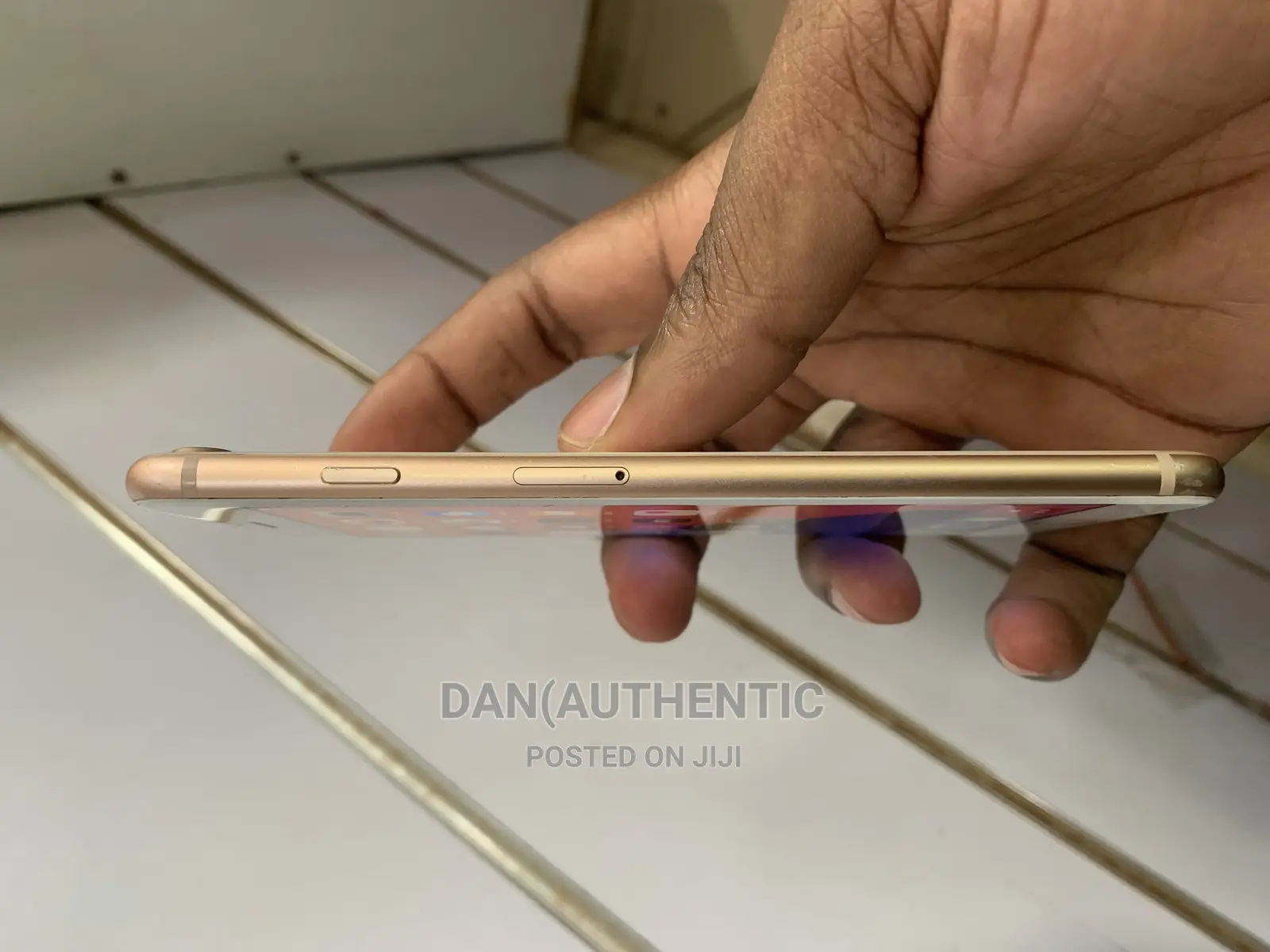 Apple iPhone 8 Plus 64 GB Gold