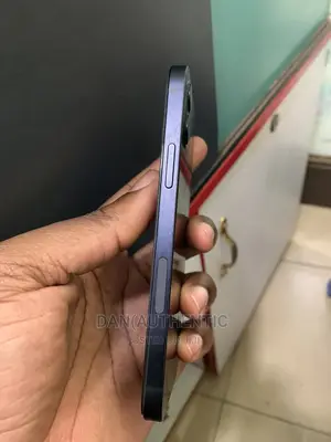 Apple iPhone 12 64 GB Black