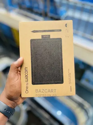 One by Wacom | Graphics Drawing Tablet (S)