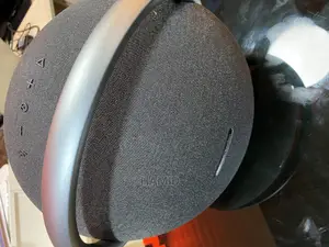 Harman Kardon Onyx Studio 7