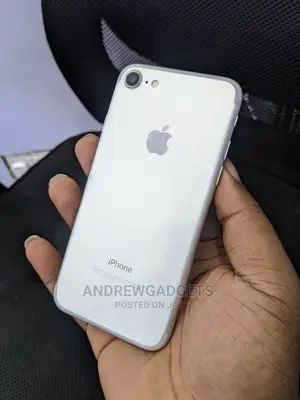 Apple iPhone 7 32 GB White