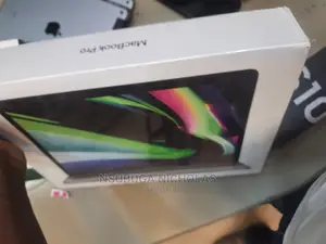 New Laptop Apple MacBook Pro 2021 M1 8GB Apple M1 SSD 256GB