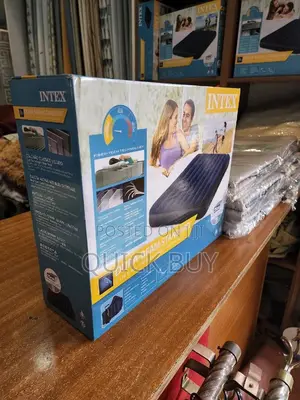 5×6 Intex Inflatable Matress With 2 Pillows