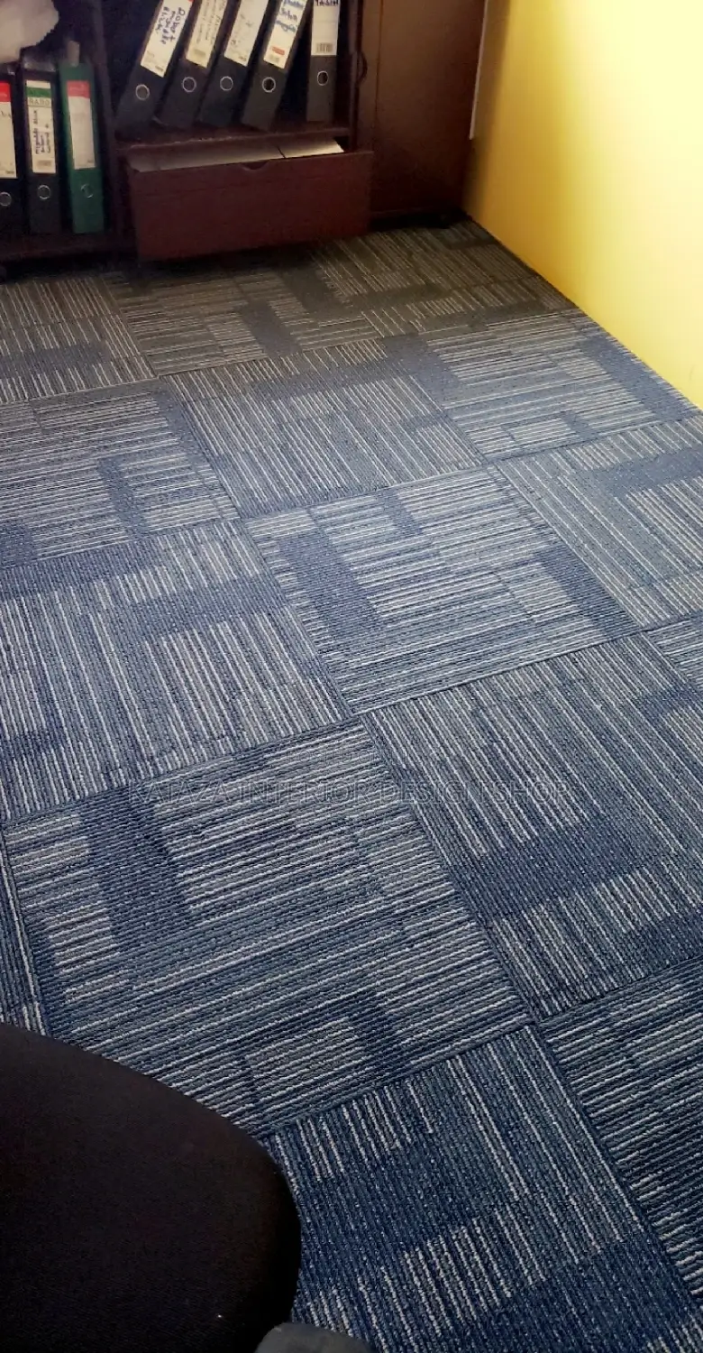 PVC Tile Carpters Woolen Tile Floor Carpets
