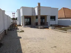 Furnished 4bdrm House in Kira for Sale
