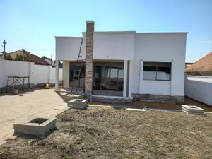 Furnished 4bdrm House in Kira for Sale