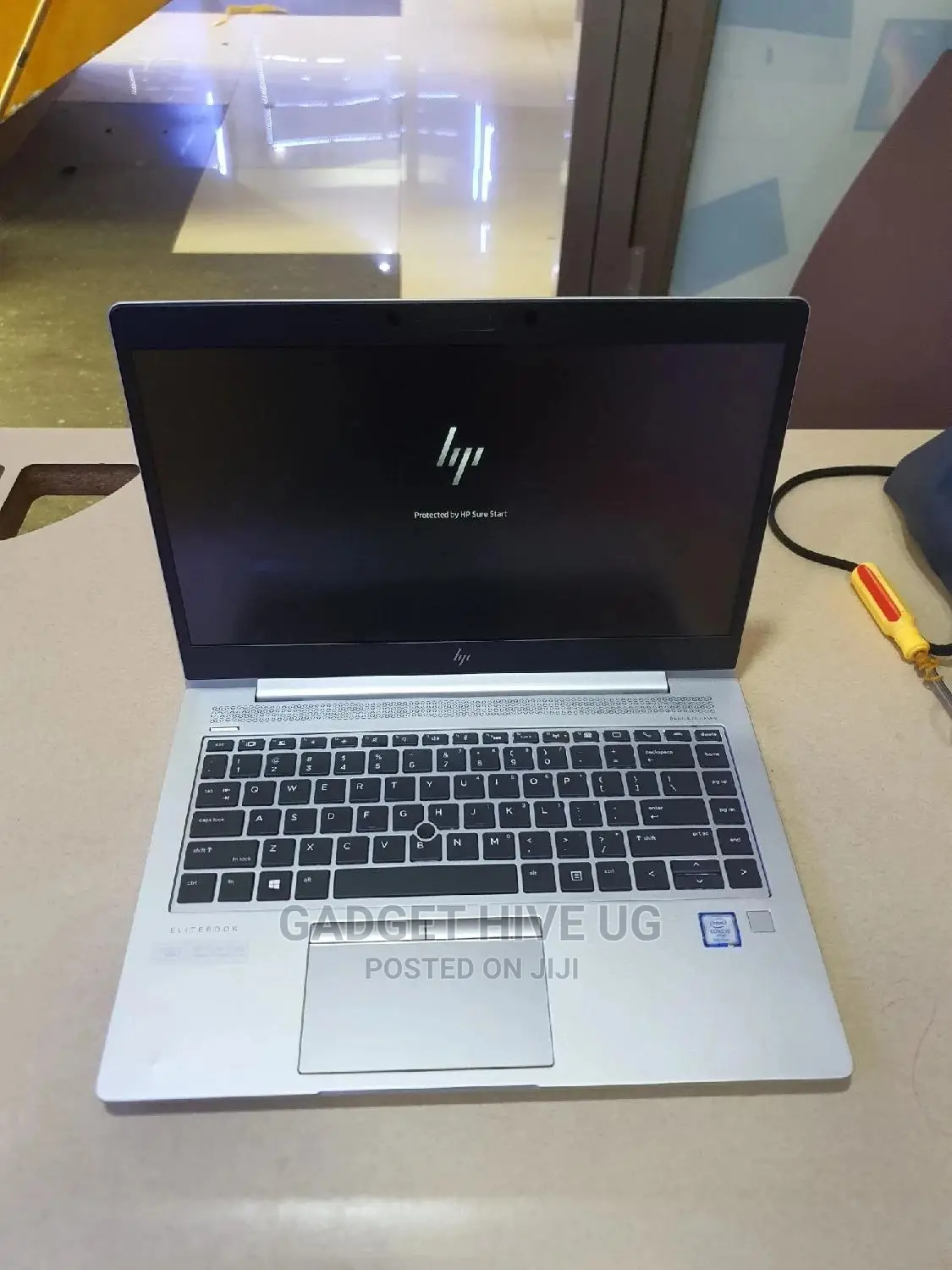 Laptop HP EliteBook 1030 G1 8GB Intel Core I5 SSD 256GB
