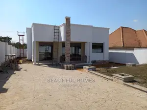 Furnished 4bdrm House in Kira Near the Road for Sale