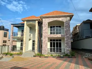 Furnished 6bdrm House in Kira Wealthy for Sale
