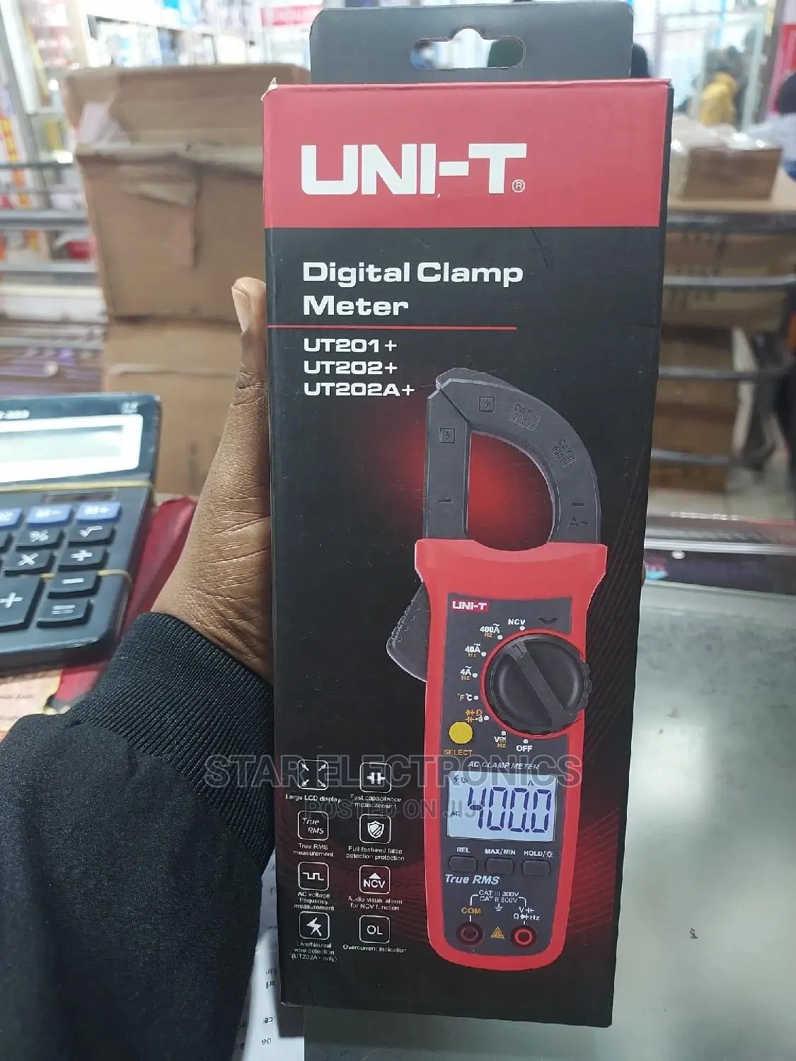 UNI-T Digital Clamp Meter UT201