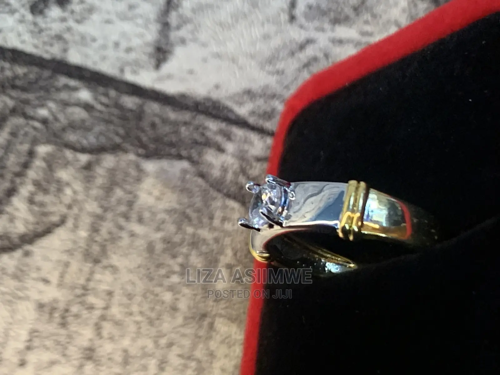 Engagement Rings Available With the Ring Box