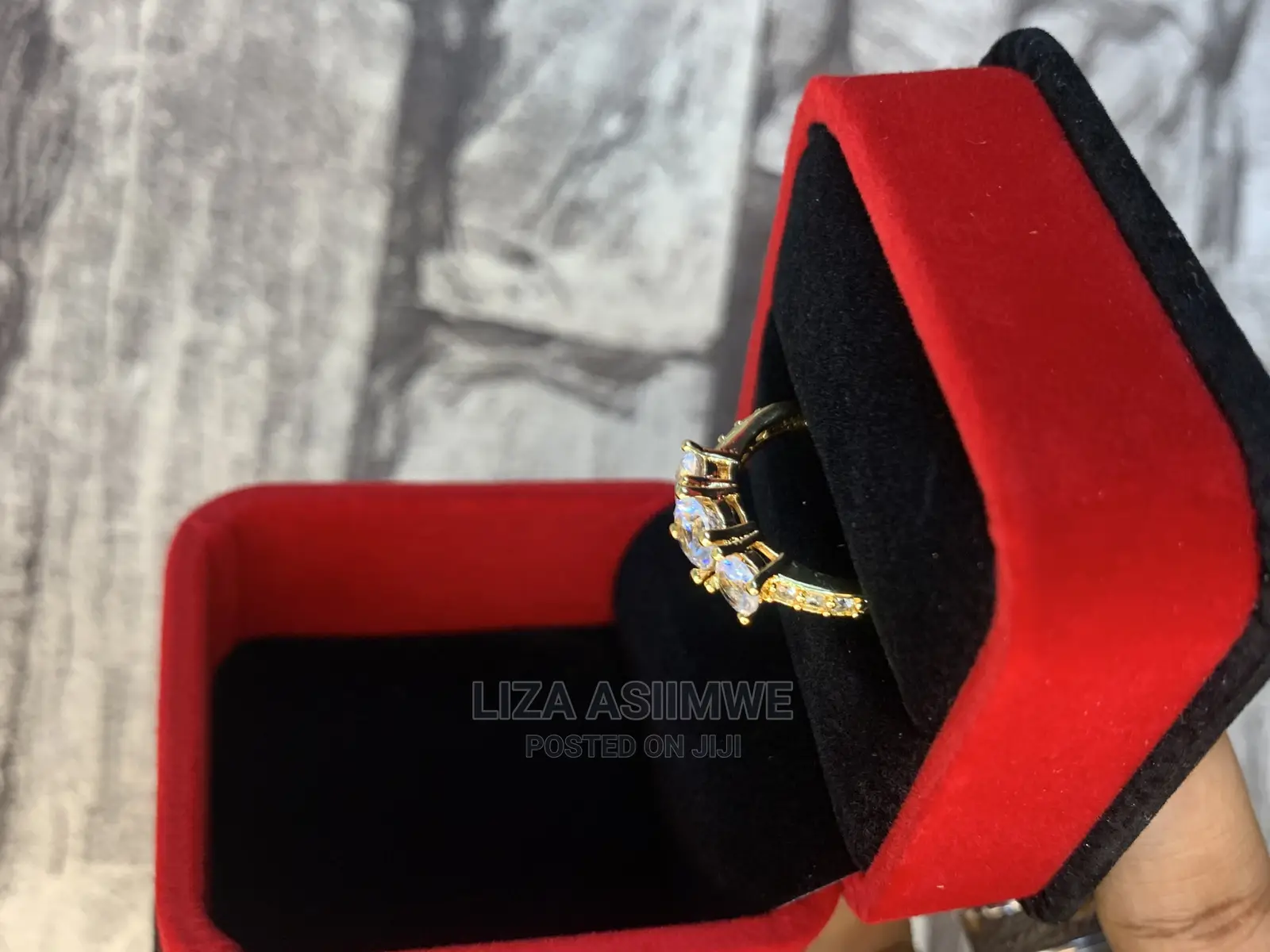 Engagement Rings Available With the Ring Box