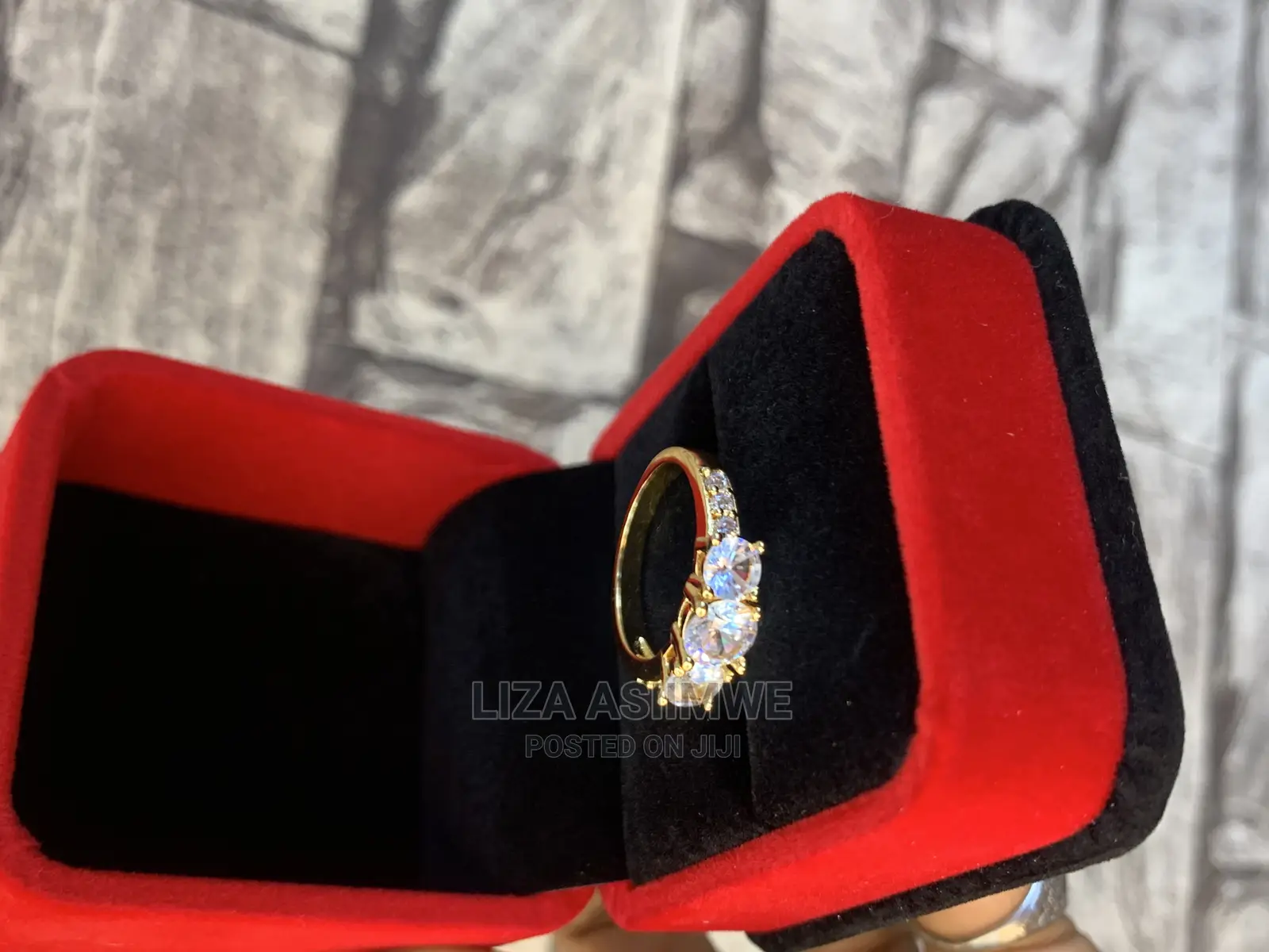 Engagement Rings Available With the Ring Box