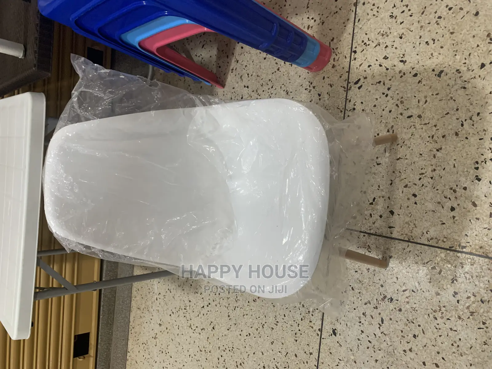 Restaurant Plastic Chairs