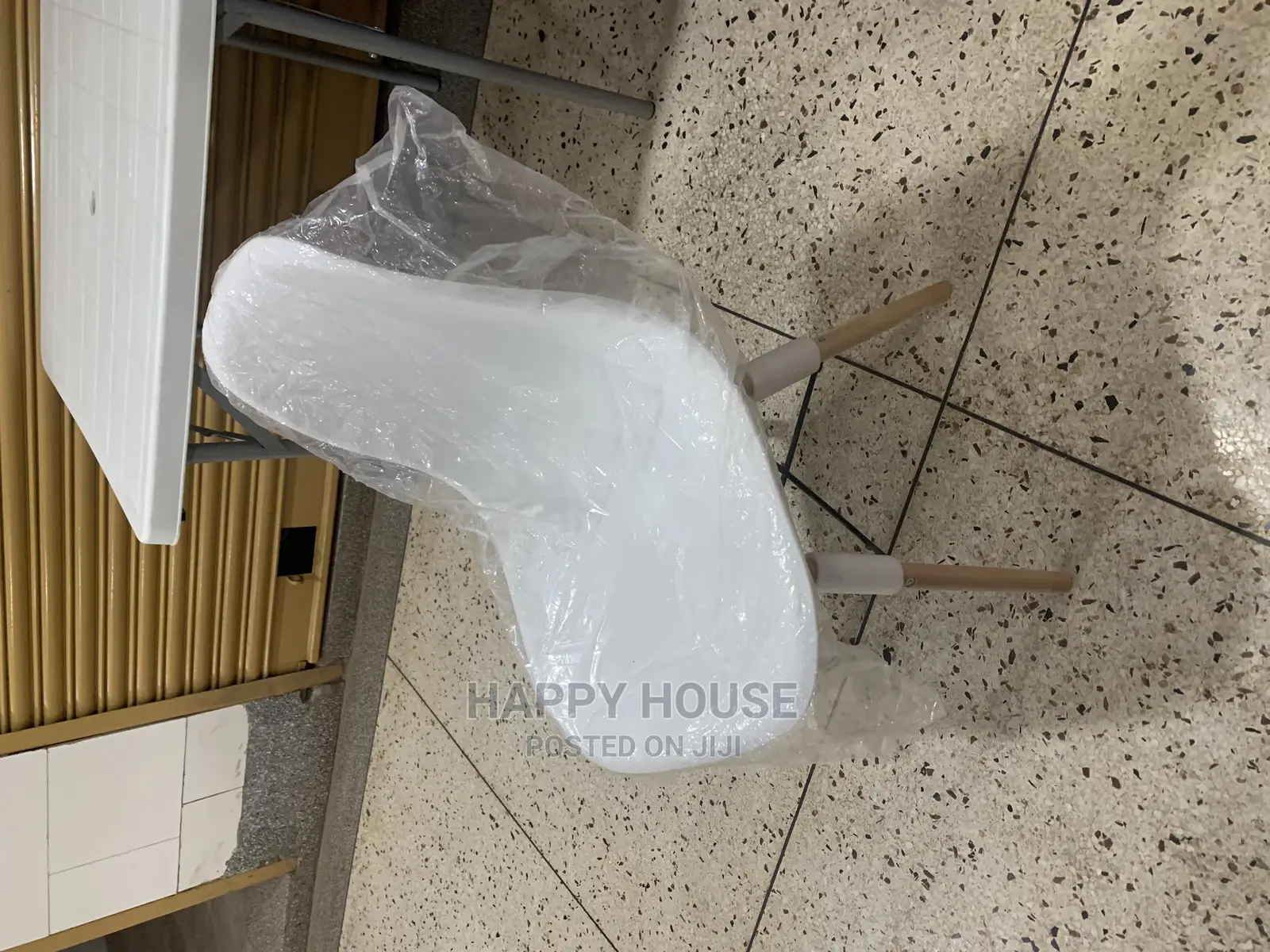 Restaurant Plastic Chairs