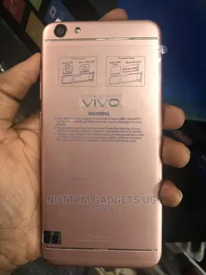 Vivo Y66i 32 GB Gold