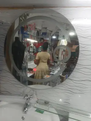 Executive Bathroom Beauty Mirrors