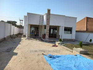 Furnished 4bdrm House in Kira for Sale