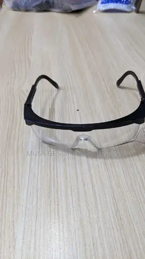 Clear Goggles