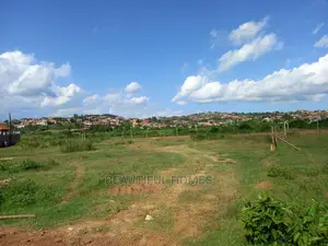 Kira Stylish Estate on Sell