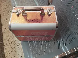 Make Up Box Big Size