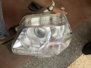 Headlamp Sienta 2011 - 2014