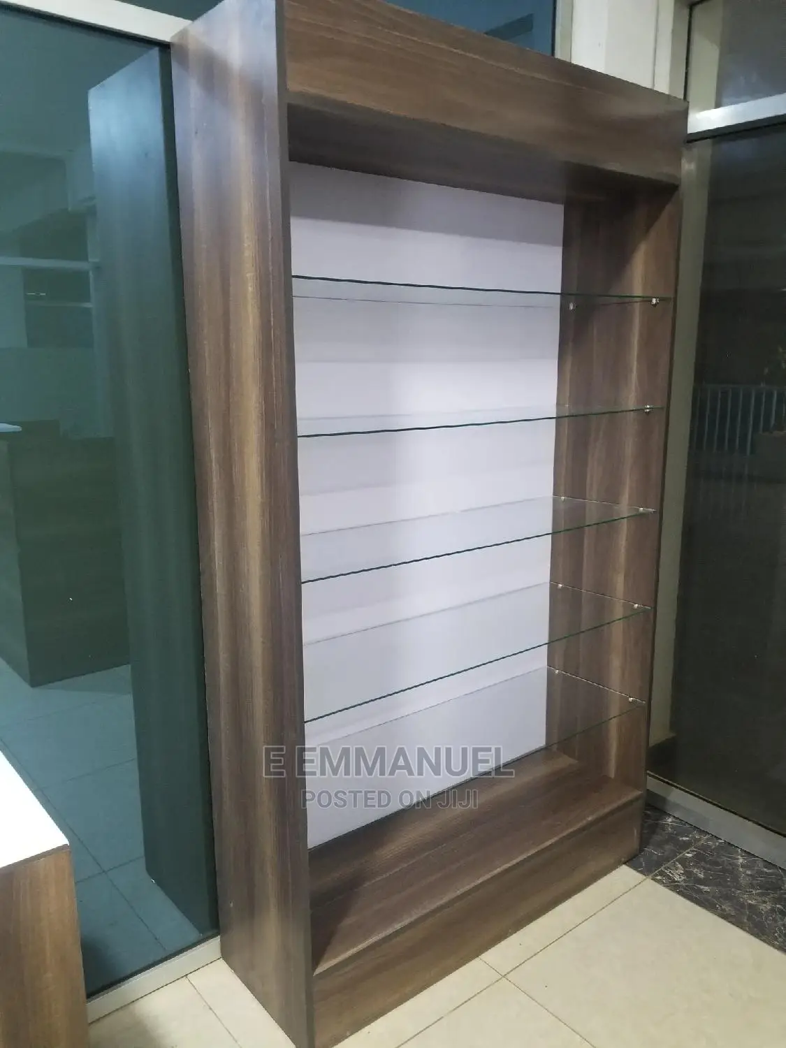 Shelves/Display Unit