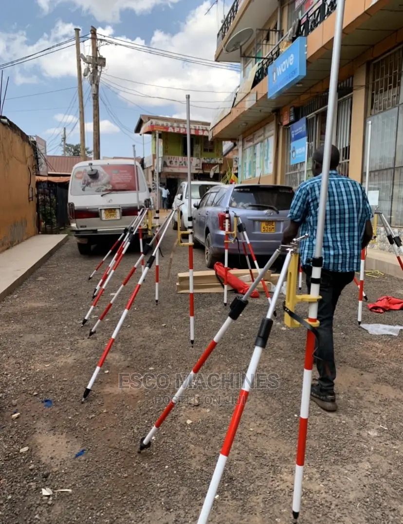 Bi Pod Stands With Prism Pole