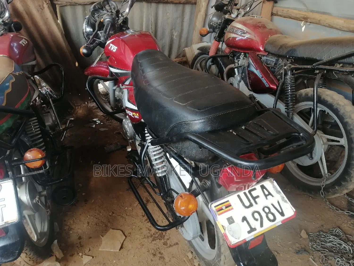 TVS Apache 160 4V 2019 Red