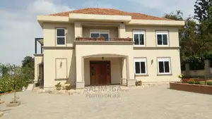 5bdrm Duplex in Kololo Property, Central Division for Rent