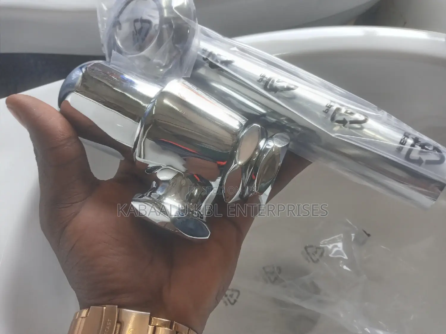 Chrome Bottle Trap