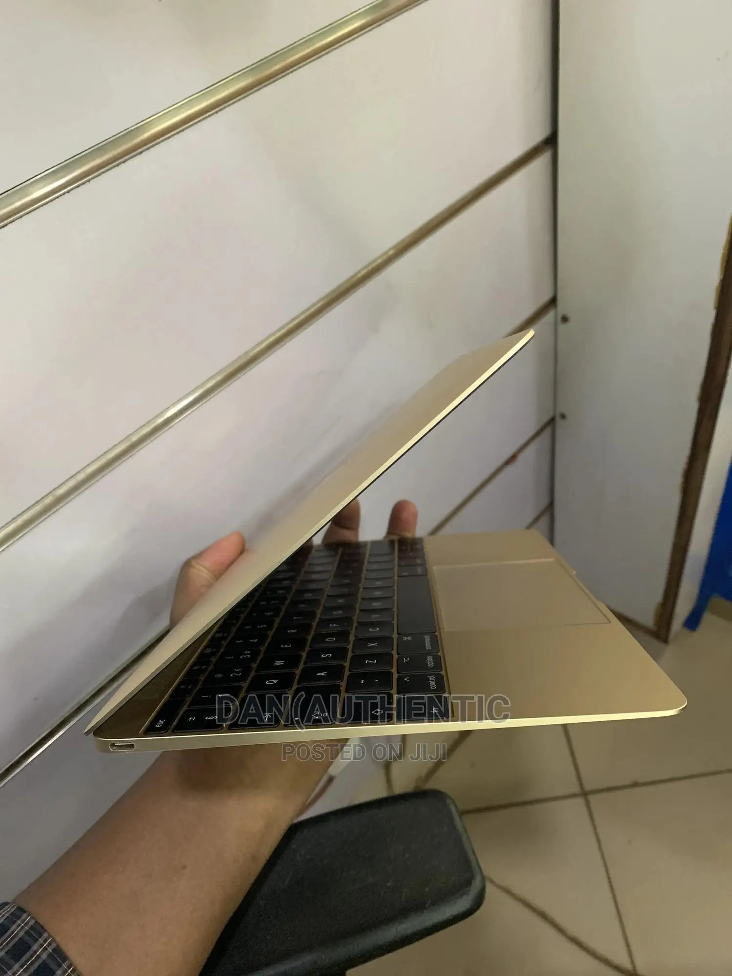 Laptop Apple MacBook 8GB Intel Core M SSD 256GB