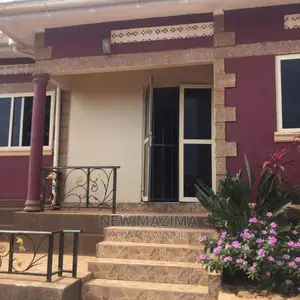 3bdrm House in Buziga, Central Division for Rent