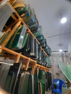 Tinted Windscreen Glass.