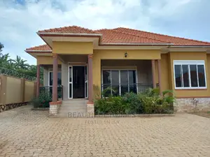 Furnished 4bdrm House in Kira for Sale
