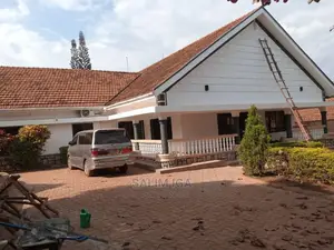 5bdrm Bungalow in Kololo Property, Central Division for Rent