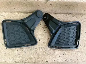 Hiace 2010 - 2013 Foglamp Covers