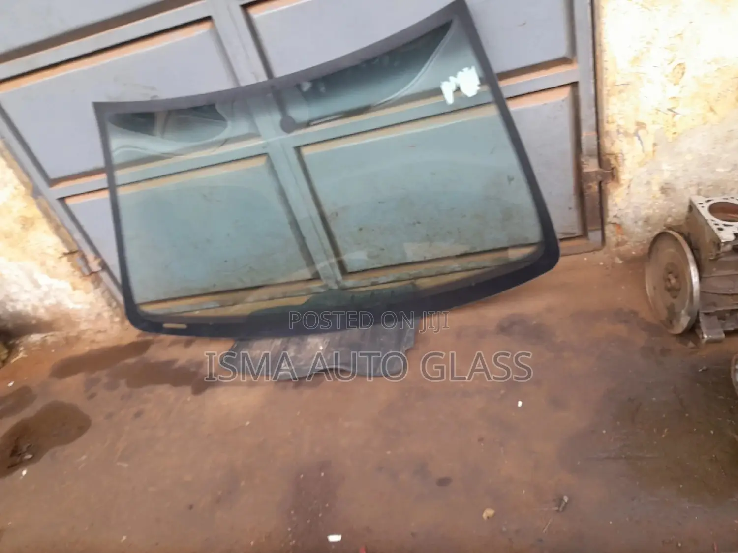 Car Glass Windscreens and Rear Boot Glass