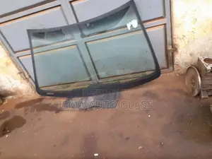 Car Glass Windscreens and Rear Boot Glass