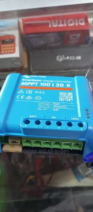 Victron Smart Charge Controller