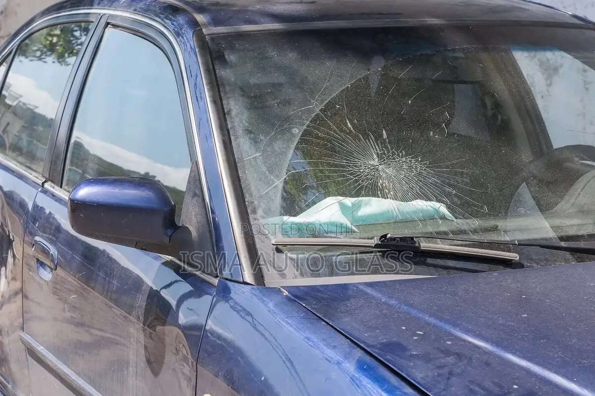 Windscreen Glass Replacement.