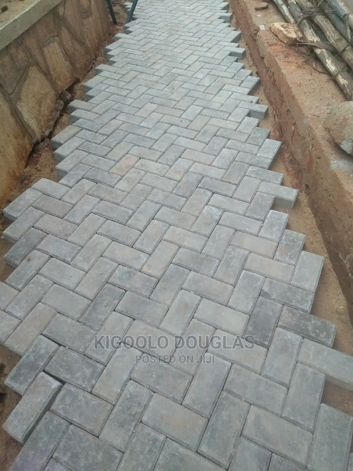 For Paver Moulding, Paver Laying and Garden Work