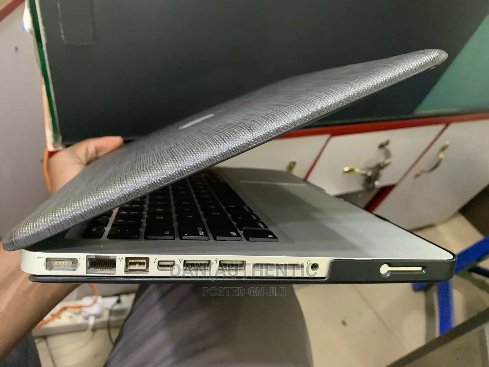 Laptop Apple MacBook Pro 2012 4GB Intel Core I5 HDD 1T