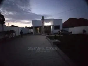 Furnished 4bdrm Bungalow in Kira for Sale