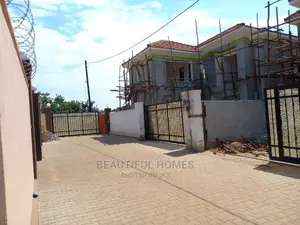 Furnished 4bdrm Duplex in Kisaasi, Central Division for Sale
