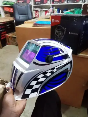 Auto Darkening Welding Helmet