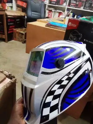 Auto Darkening Welding Helmet